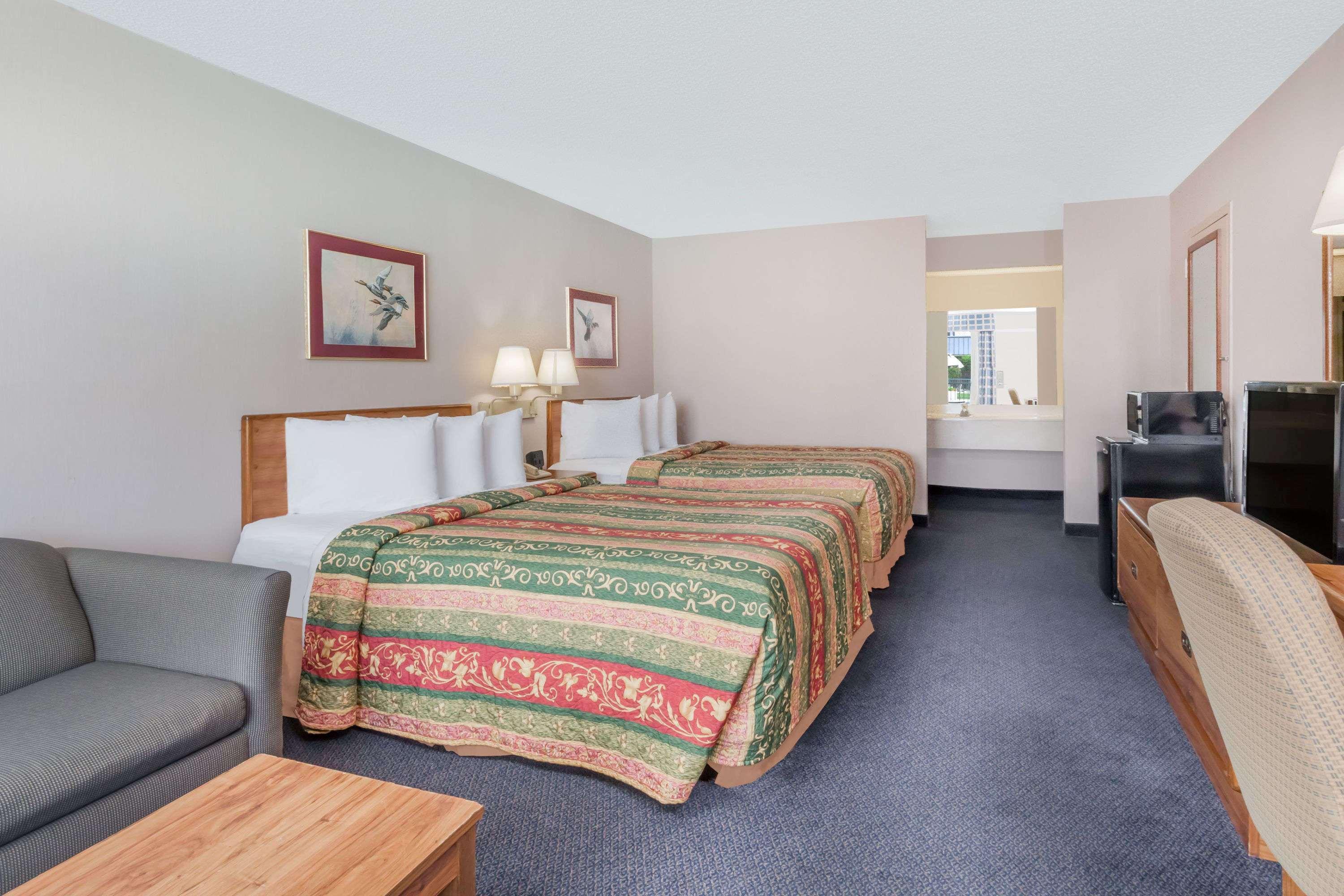 Days By Wyndham Tx Motel 2*